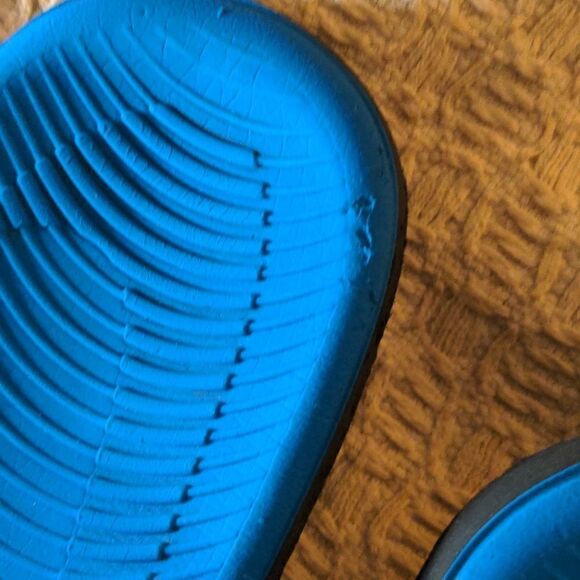 Nike slides Sandals Blue Size 5Y🌈5 for $25 - Picture 6 of 11